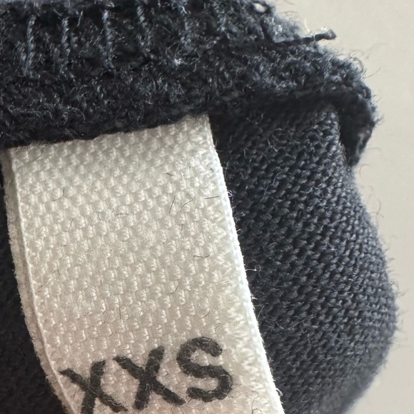 Ami De Coeur black T-shirt with red embroidered logo. Size XXS - Picture 12 of 12